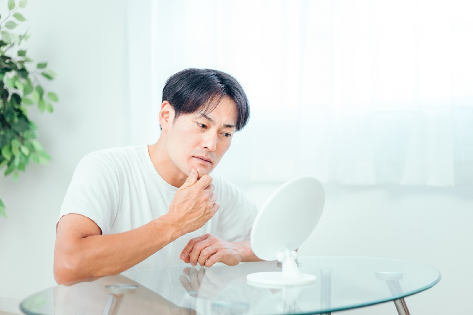メンズリップ血色づくりの検証と失敗談【詳細版】色が浮く理由・肌色別の色選び
